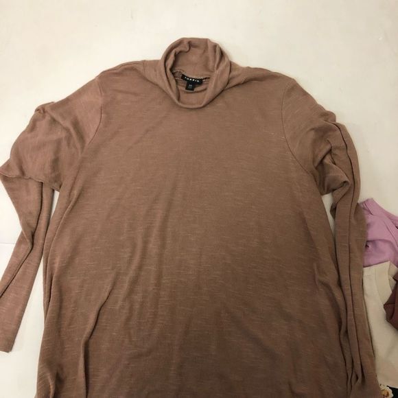 Torrid  Lot /Bundle size 00  Super Soft Stretchy Shirts - Picture 11 of 13